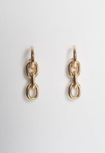Load image into Gallery viewer, Chain link earrings
